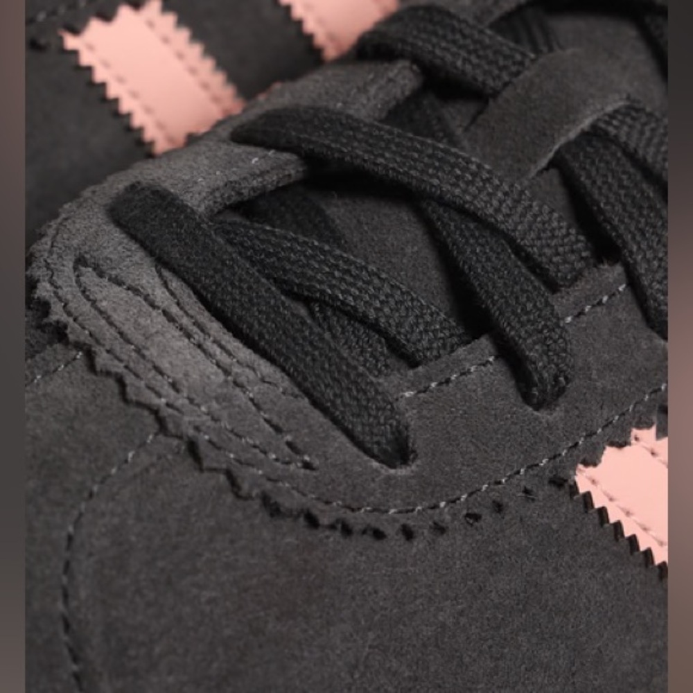 ADIDAS Stadt Sneakers - Carbon, NEW - Picture 8 of 9
